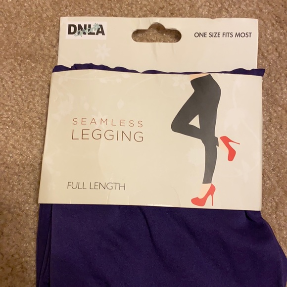 DNLA Sports Pants - ❤️2 for $10 DNLA Sports Purple Seamless Leggings